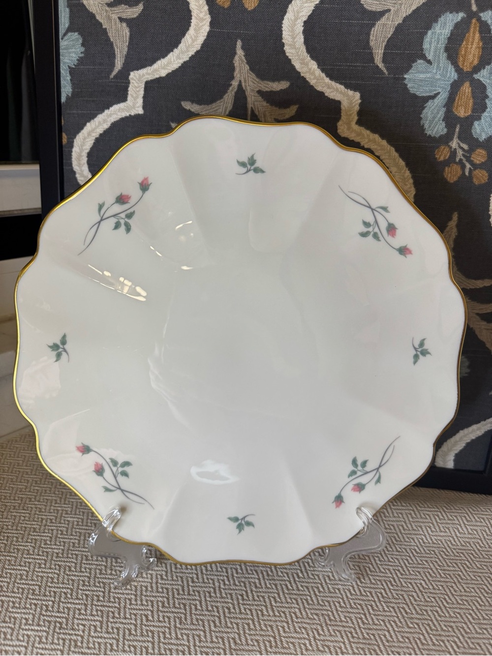 Lenox White Porcelain Scalloped Bowl with Pink Rosebuds and Gold Rim